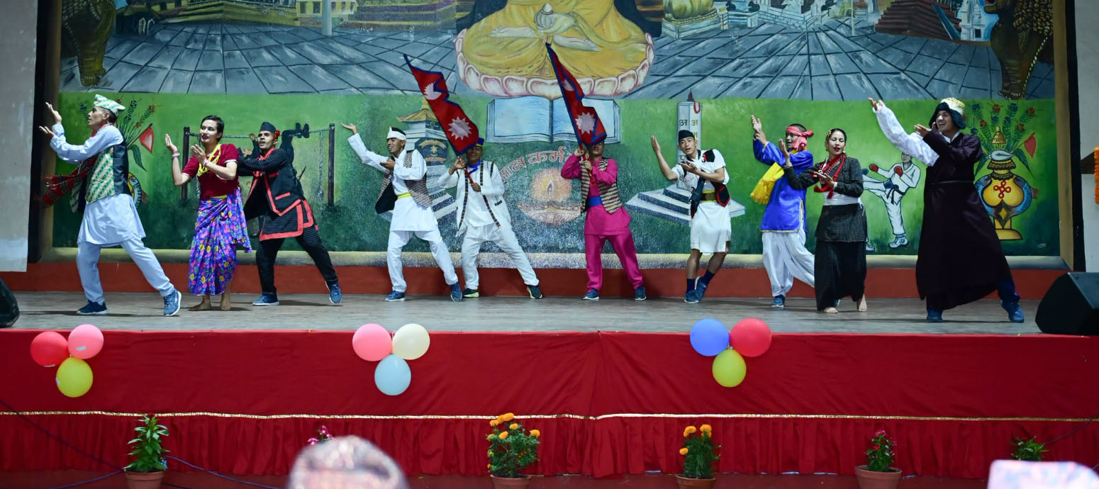 प्रहरी निरीक्षक आधारभूत तालिम १–१८४ औँ समूहद्वारा आयोजित सांस्कृतिक विविधता, मौलिक परिकार तथा प्रतिभा प्रदर्शनको भव्य उत्सव । मिति २०८३/०३/०४ गते ।